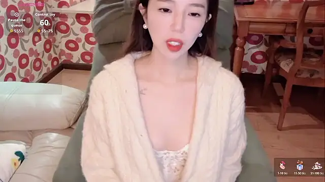 miss-lin online show from 12/04/25, 01:43