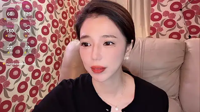 miss-lin online show from 11/13/25, 02:32