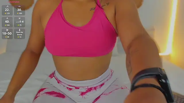 AliisonWells online show from 10/24/25, 09:14