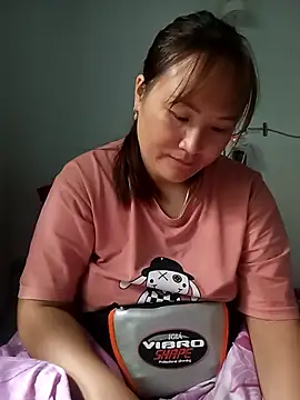 Tamara-a online show from 10/27/25, 01:06