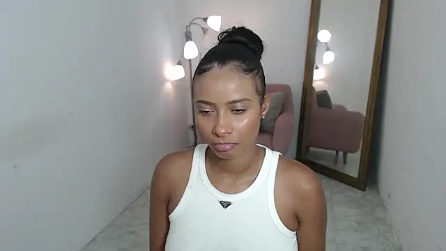 tatiana oconell22 online show from 02/09/26, 02:42