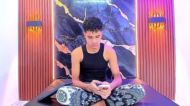 Lucky boys  X online show from 09/14/25, 11:43