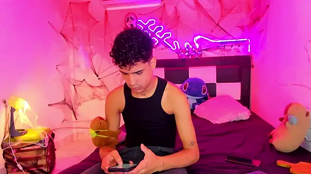 Lucky boys  X online show from 10/30/25, 12:03