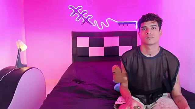 Lucky boys  X online show from 12/21/25, 06:53