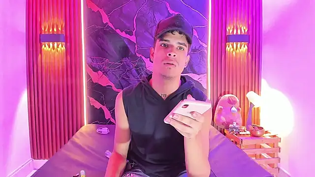 Lucky boys  X online show from 09/29/25, 11:49