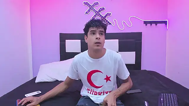 Lucky boys  X online show from 01/09/26, 08:05