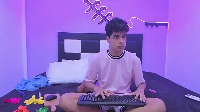 Lucky boys  X online show from 01/10/26, 06:36