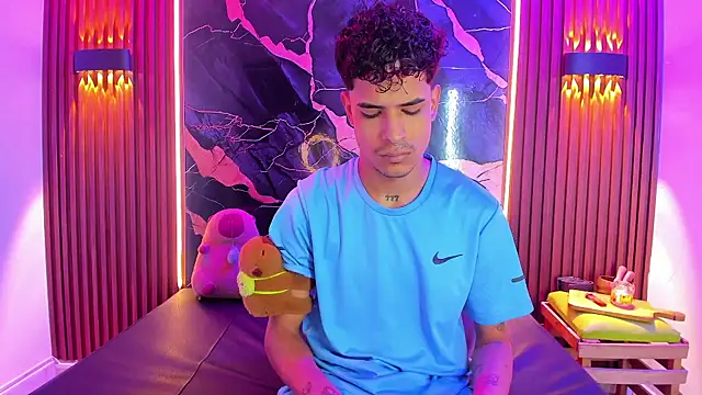 Lucky boys  X online show from 11/11/25, 12:55