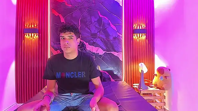 Lucky boys  X online show from 10/01/25, 11:03