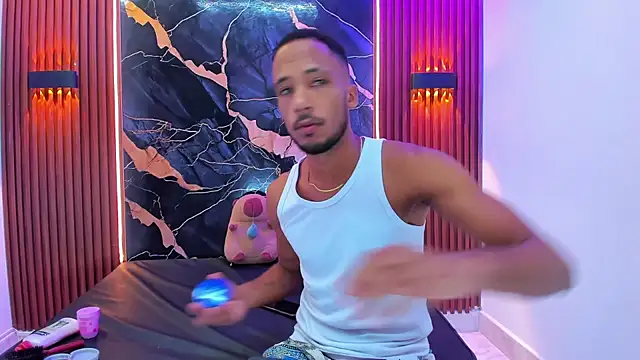 Lucky boys  X online show from 09/19/25, 11:03