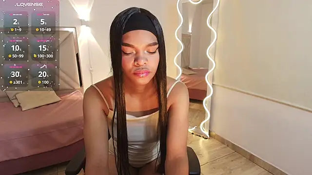 Miagates tay online show from 10/26/25, 04:02