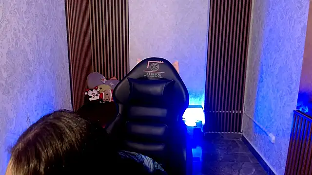 Miagates tay online show from 11/16/25, 03:55