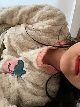 Snapshot of ruiki666 chatting on 11/05/25, 04:59 ruiki666 online show from 11/05/25, 04:59