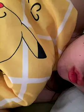 Snapshot of ruiki666 chatting on 11/15/25, 04:16 ruiki666 online show from 11/15/25, 04:16