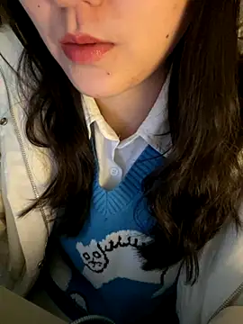 Snapshot of ruiki666 chatting on 11/20/25, 03:12 ruiki666 online show from 11/20/25, 03:12