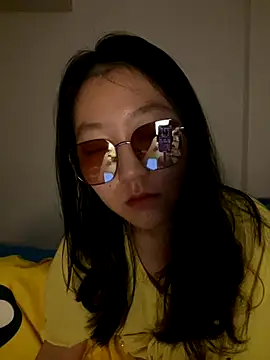 Snapshot of ruiki666 chatting on 09/27/25, 09:43 ruiki666 online show from 09/27/25, 09:43