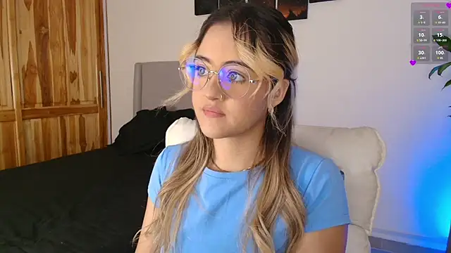 MaryMoon  online show from 12/17/25, 04:34