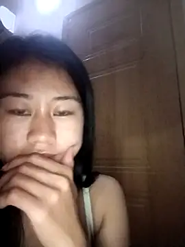 Snapshot of luy-xinh02 chatting on 09/25/25, 02:34 luy-xinh02 online show from 09/25/25, 02:34