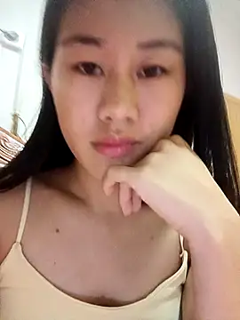 luy-xinh02 online show from 11/09/25, 11:36