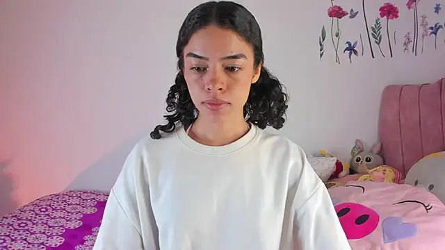 Snapshot of maddy_parker__ chatting on 04/06/26, 09:27 maddy parker online show from 04/06/26, 09:27