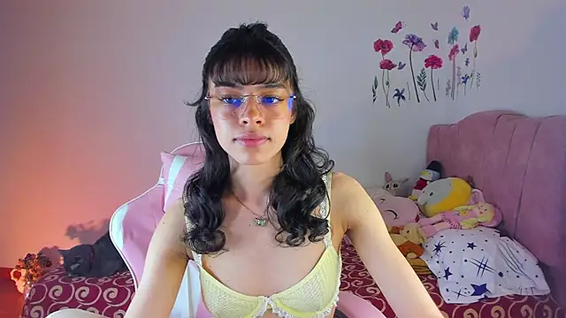 maddy parker   online show from 07/22/26, 01:18