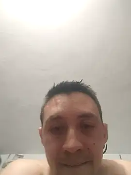 eslabon19 online show from 09/30/25, 04:07