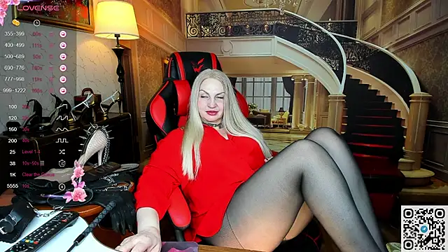 Nina Devillle online show from 03/06/26, 08:04