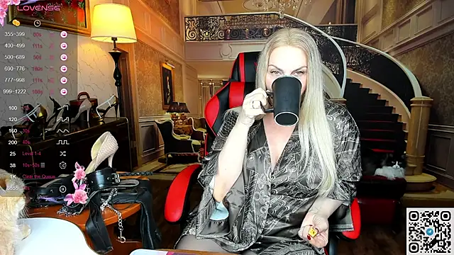 Nina Devillle online show from 03/03/26, 08:38