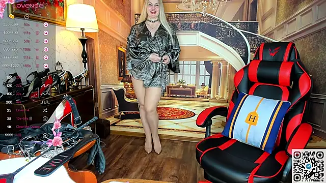 Nina Devillle online show from 04/11/26, 12:51