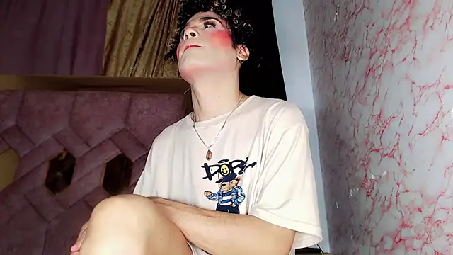 Snapshot of franchescadoll chatting on 02/13/26, 03:50 franchescadoll online show from 02/13/26, 03:50