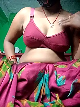 Snapshot of Suman_ji1 chatting on 10/08/25, 09:26 Suman ji1 online show from 10/08/25, 09:26