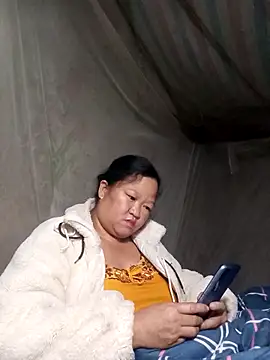 riso-00 online show from 12/16/25, 02:54