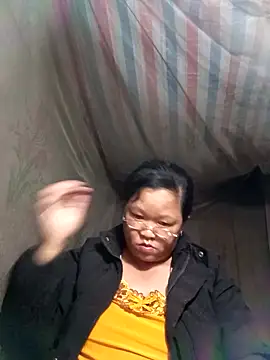 riso-00 online show from 11/06/25, 02:32