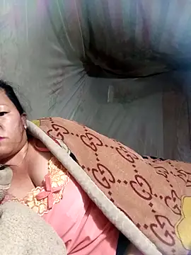 riso-00 online show from 11/01/25, 04:23