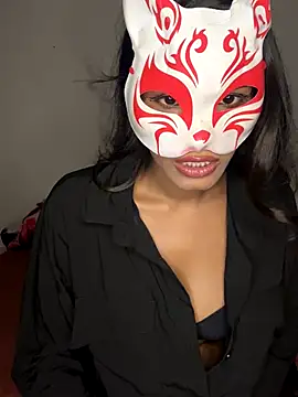 Snapshot of Mira_SL chatting on 11/23/25, 01:32 Mira SL online show from 11/23/25, 01:32