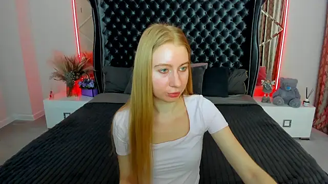 Alina Blonde online show from 05/16/26, 06:01