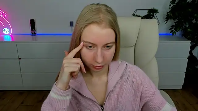 Alina Blonde online show from 03/04/26, 06:32