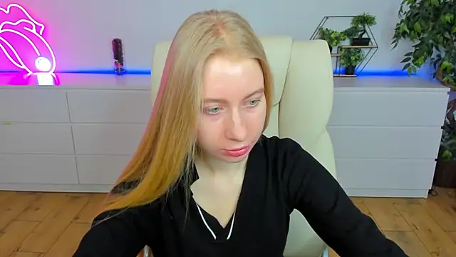 Alina Blonde online show from 02/22/26, 06:38