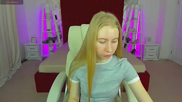 Alina Blonde online show from 05/14/26, 05:37