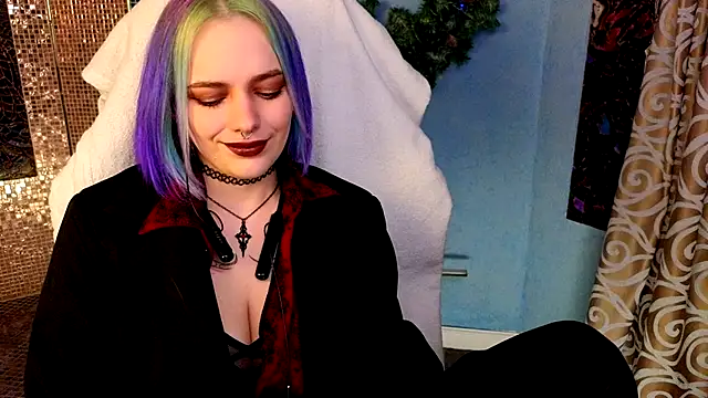 Eniferi online show from 12/23/25, 08:46