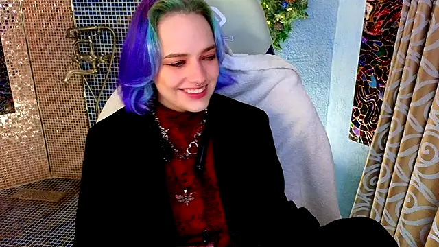 Eniferi online show from 12/14/25, 09:09