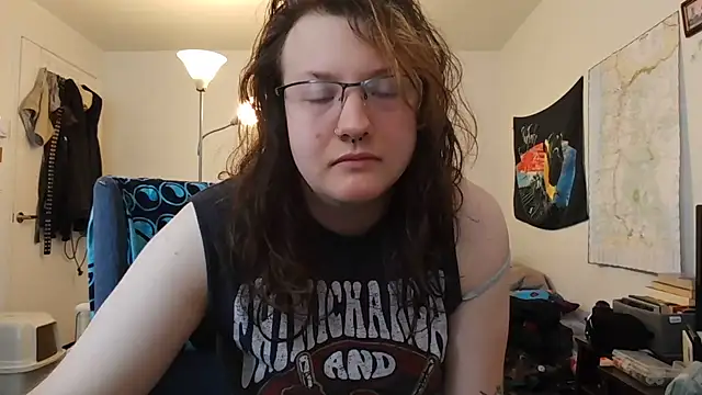 Snapshot of tbutchrat chatting on 10/16/25, 11:57 tbutchrat online show from 10/16/25, 11:57
