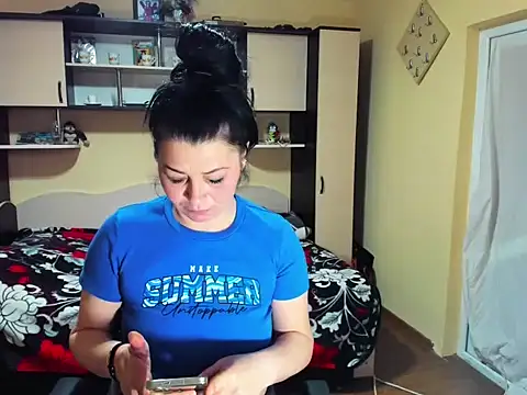 Soffy Skye online show from 03/04/26, 06:21