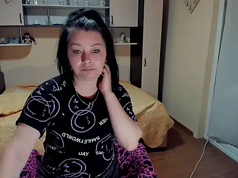 Soffy Skye online show from 05/04/26, 05:11