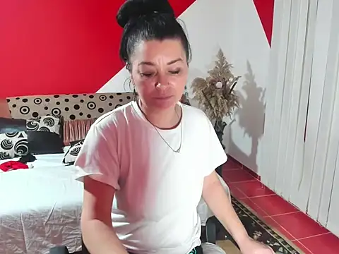 Soffy Skye online show from 12/16/25, 04:17