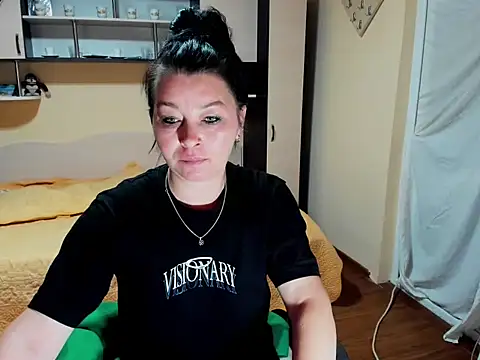 Soffy Skye online show from 05/08/26, 05:00