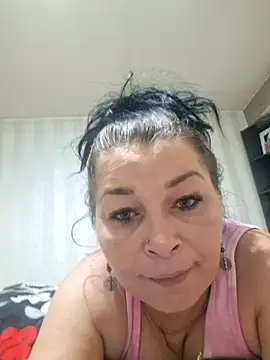 Soffy Skye online show from 11/11/25, 05:52