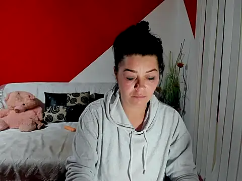 Soffy Skye online show from 09/25/25, 03:34
