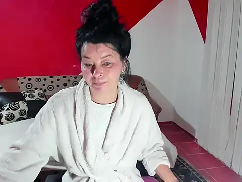 Soffy Skye online show from 11/18/25, 04:27