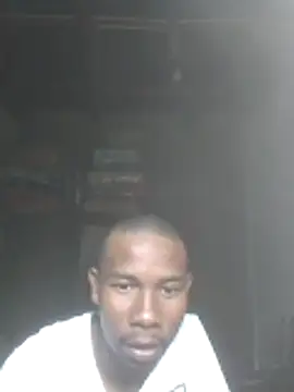 Snapshot of Freelly chatting on 05/16/26, 02:05 Freelly online show from 05/16/26, 02:05